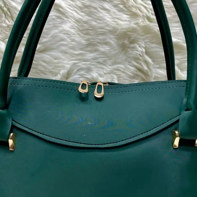 Hand bag